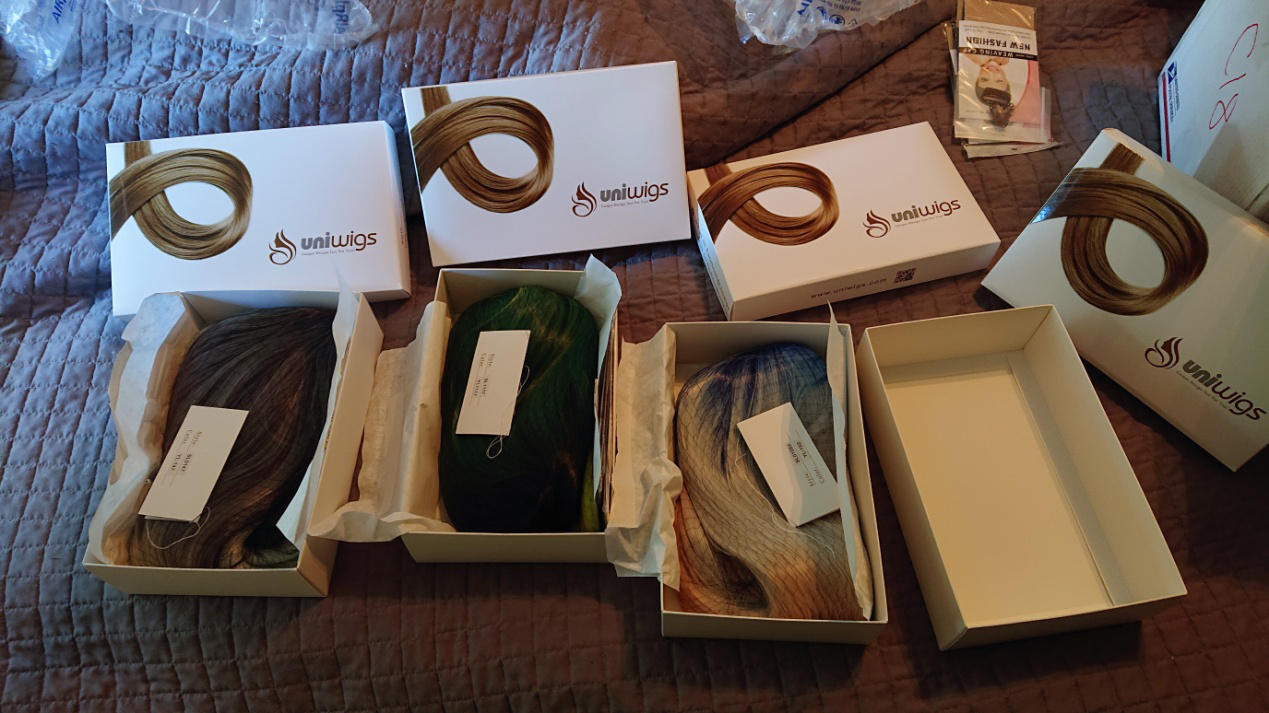 Wig Kit Box & Accessories