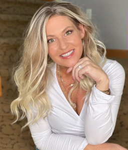 Abigail | White Blonde Balayage Wavy Synthetic Lace Front Wig