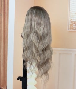 814R Sandstone Blonde: a mix of brown and beige for a sunlit glow