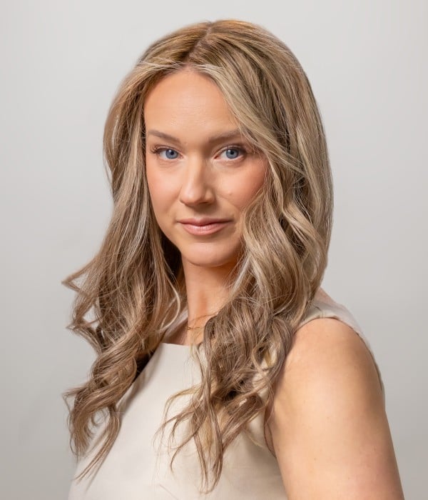 856R Ivory Cream Blonde