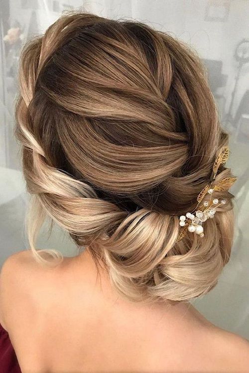 17 Pretty Bun Hairstyles That'll Make You Ditch A Ponytail